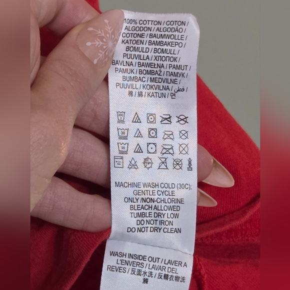 *Rare* Calgary Flames -goalie mask- Red T-Shirt youth xl - Picture 9 of 9